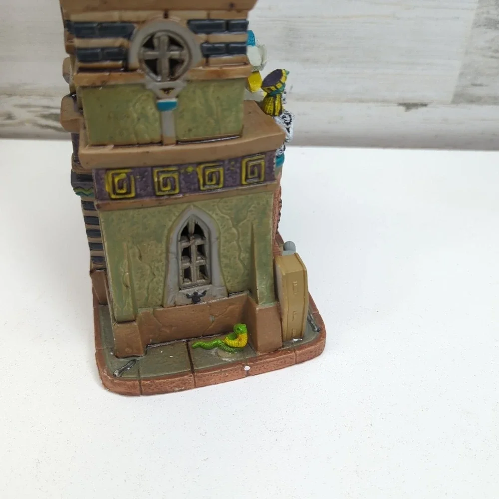Lemax Spooky Town 2022 That's A Wrap Mummy Mortuary #25850 Egyptian Mummies
